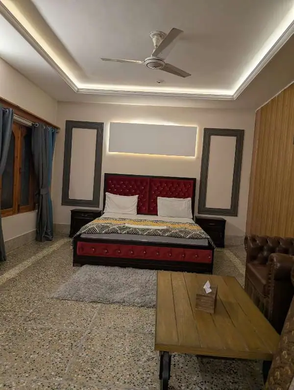 Standard Family Room — photo 2